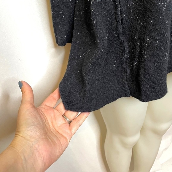 Cheetah Shark Bite Sweater Tunic Top 🖤 - Picture 4 of 9